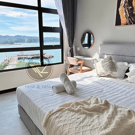 Sea&Pool View Stunning Homestay, Wifi, Netflix Near Malls, Jetty, Convenient Stores Kota Kinabalu Exterior photo
