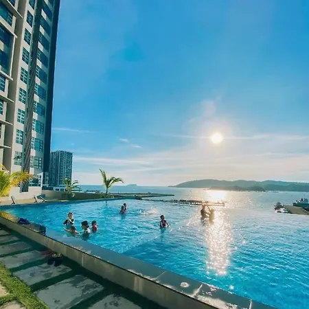Sea&Pool View Stunning Homestay, Wifi, Netflix Near Malls, Jetty, Convenient Stores Kota Kinabalu Exterior photo