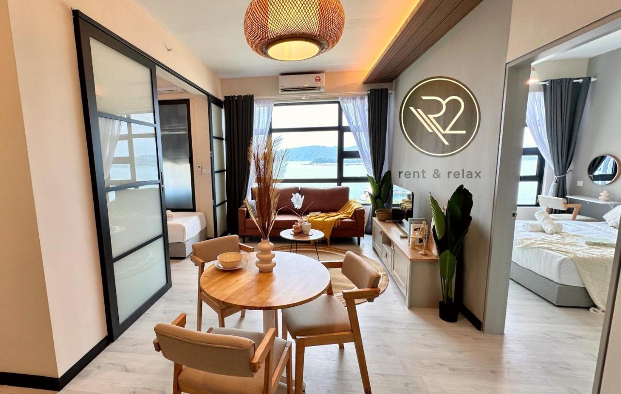 Apartment Sea&pool View Stunning Homestay, Wifi, Netflix Near Malls, Jetty, Convenient Stores
